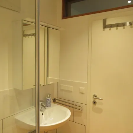 Im Gruenen 아파트 *